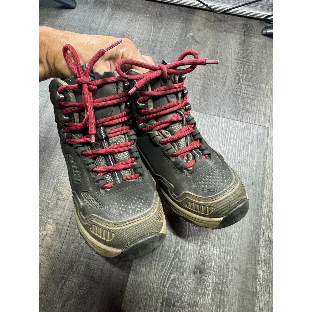 Vasque Kids Hiking Boots Red Laces Waterproof 7250 Size 12 Kids